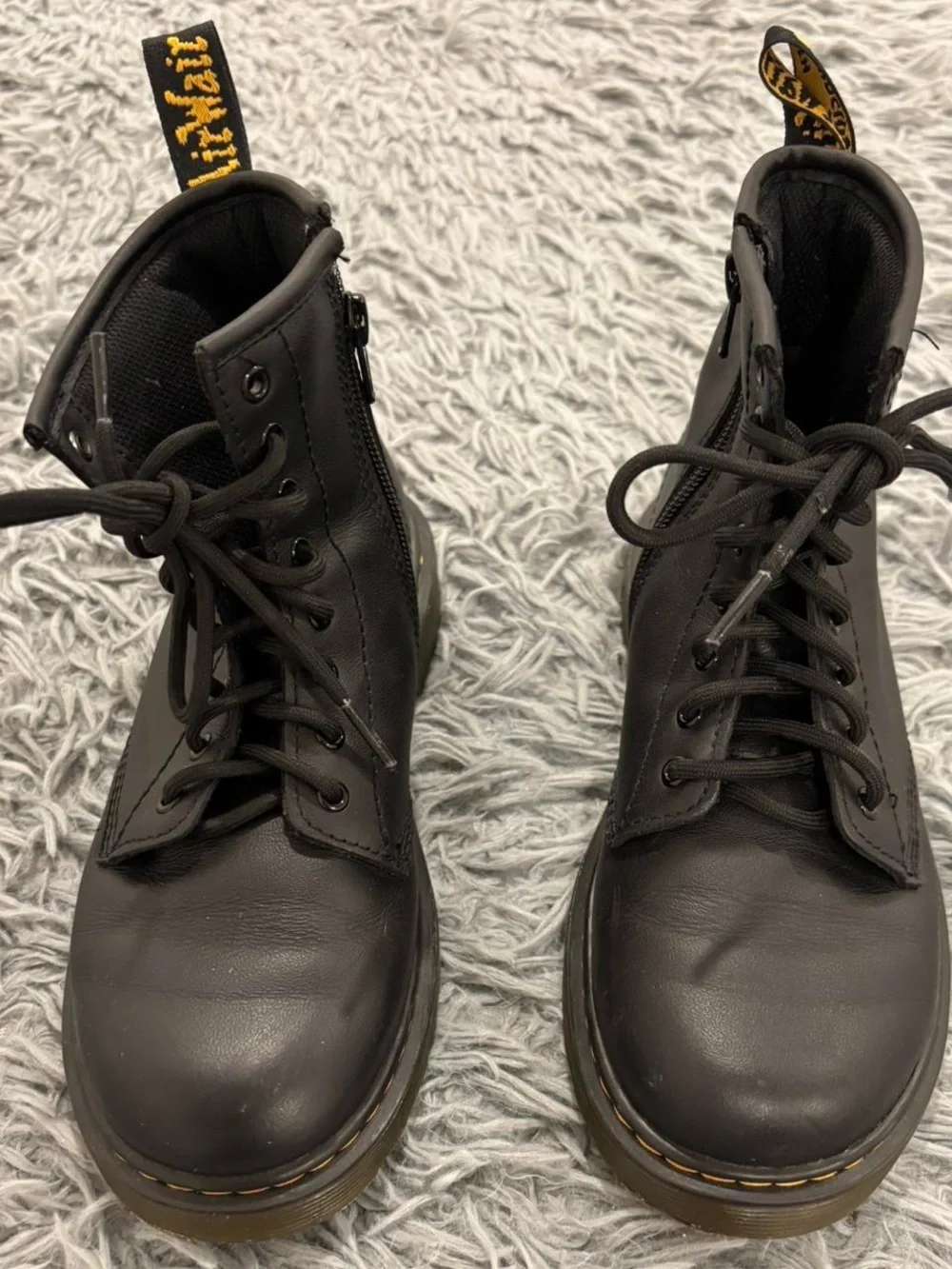 Dr. Martens Kids Airwair 1460 J Black Leather Lace Up Boots Size 3 Zip Gorpcore
